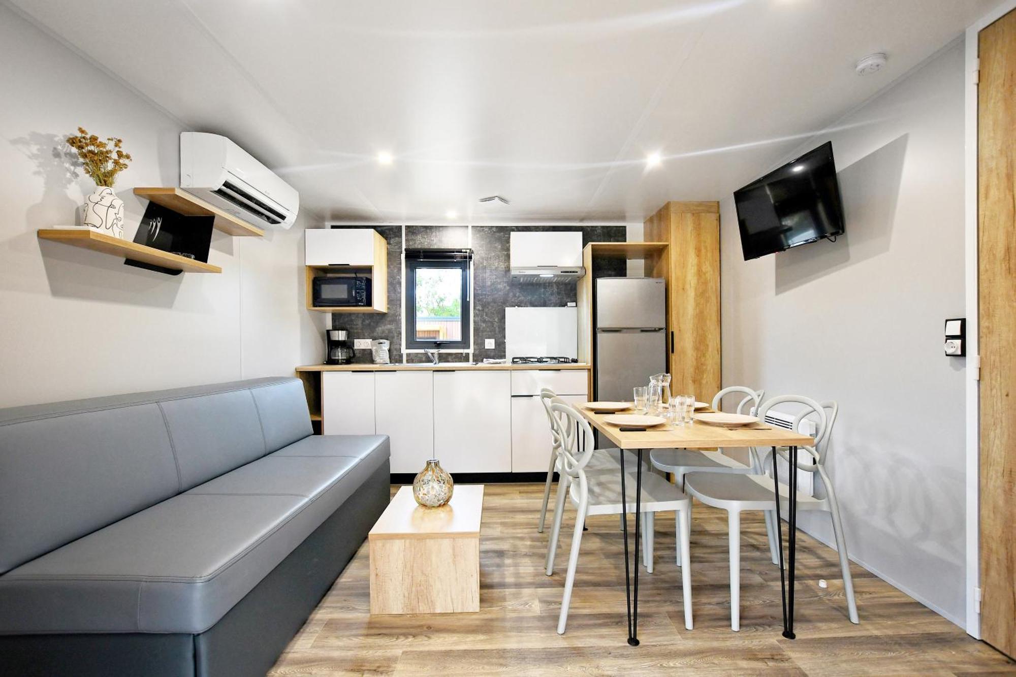 Camping Bella Vista Calvi  Bagian luar foto
